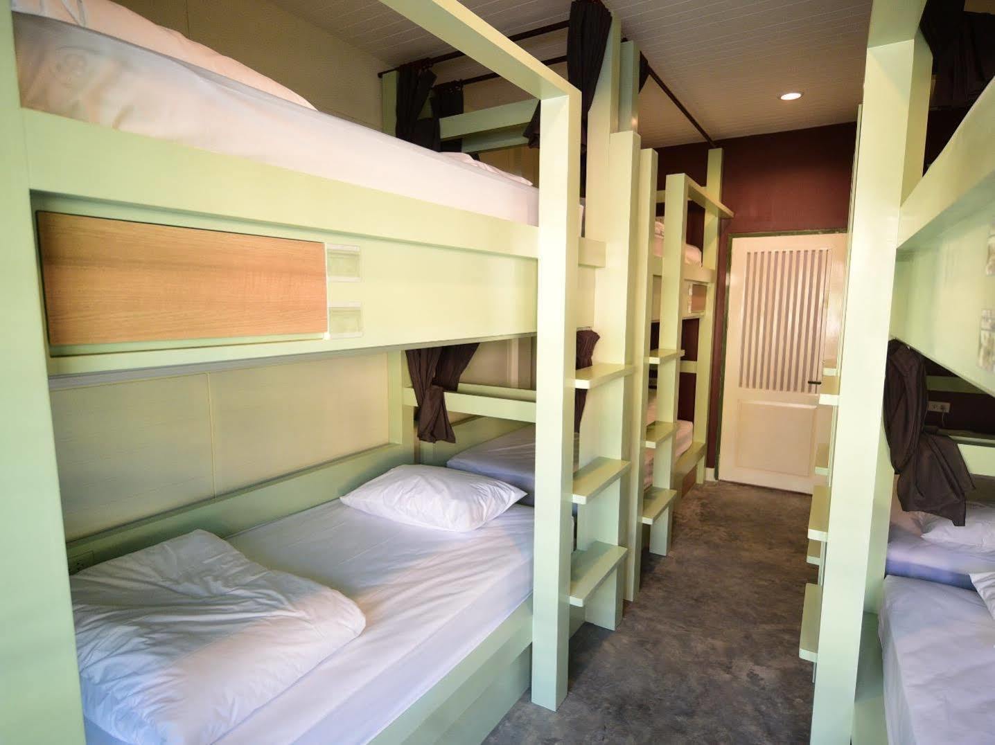 Yoo Yen Pen Sook Hostel Bangkok Luaran gambar