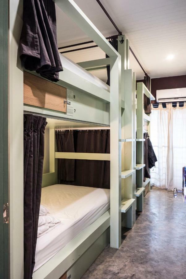 Yoo Yen Pen Sook Hostel Bangkok Luaran gambar