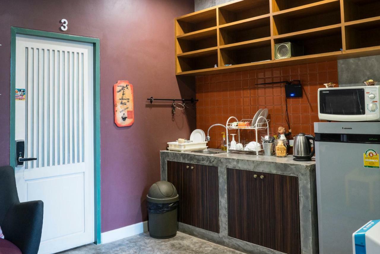Yoo Yen Pen Sook Hostel Bangkok Luaran gambar