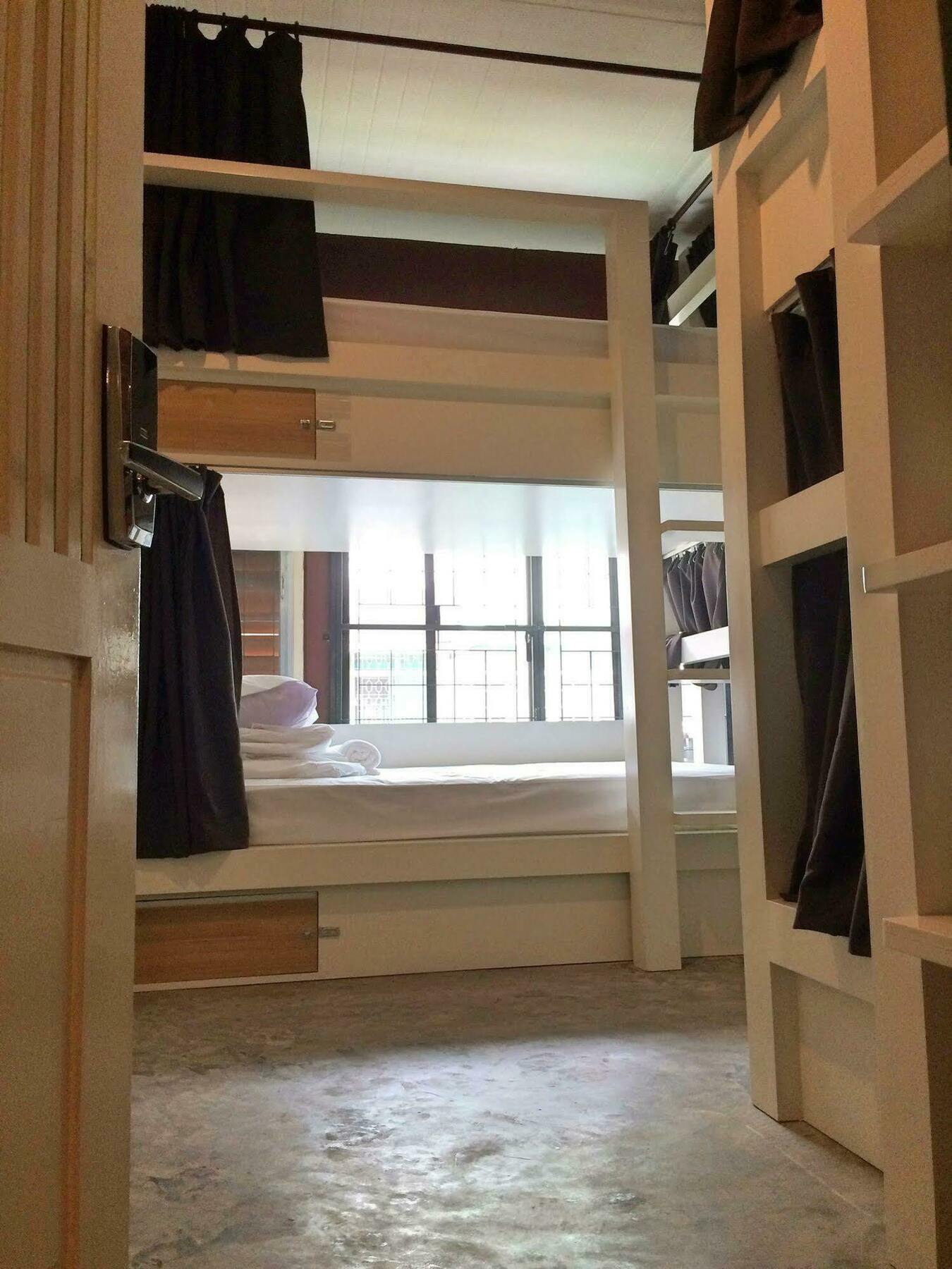 Yoo Yen Pen Sook Hostel Bangkok Luaran gambar
